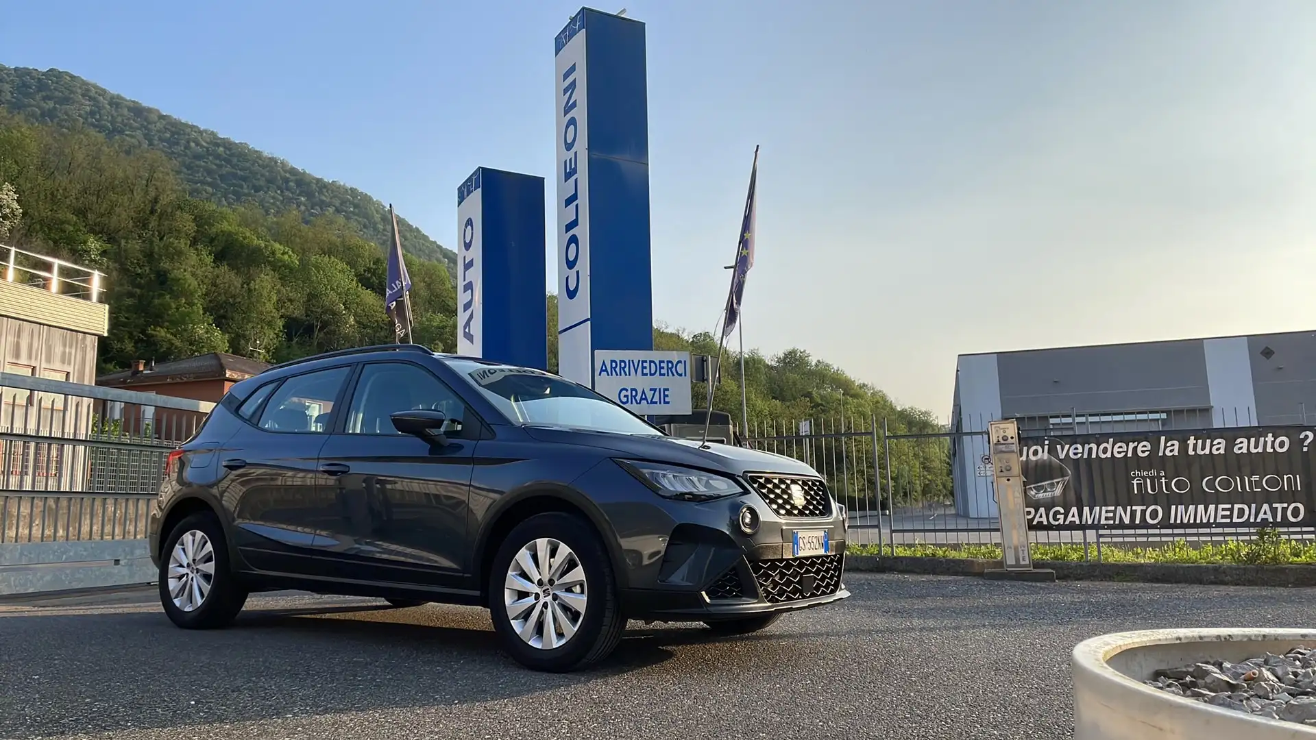 SEAT Arona Arona 1.0 ecotsi Style 95cv Grigio - 1