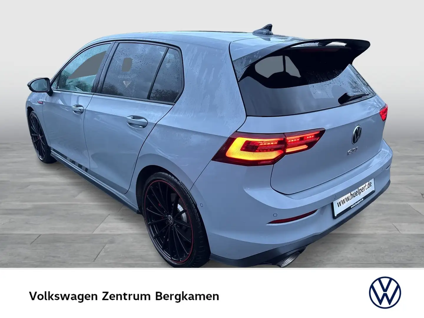Volkswagen Golf VIII 2.0 GTI CLUBSPORT AKRAPOVIC CAM LM19 Grau - 2
