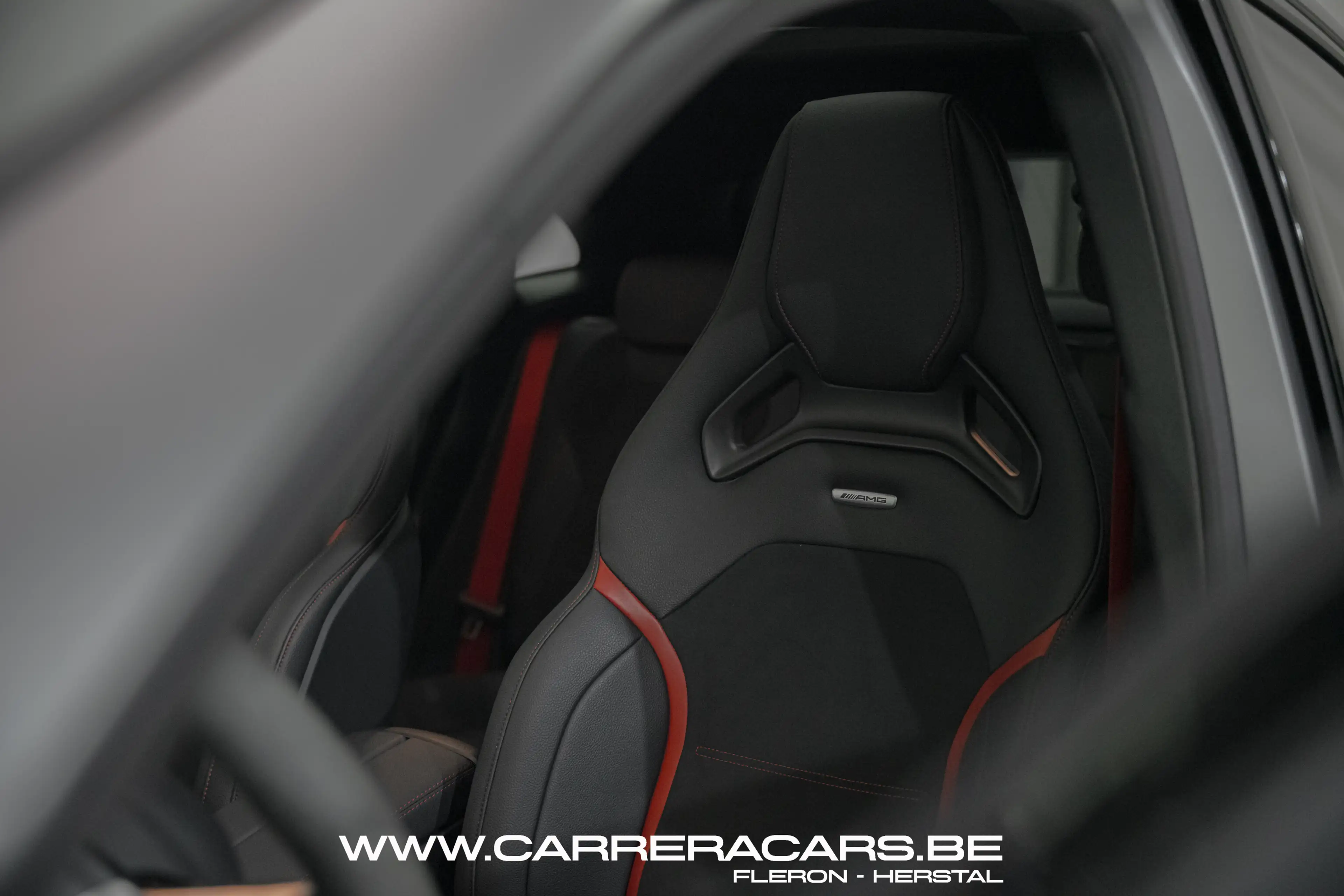 Mercedes-Benz GLA 35 AMG 4-Matic*|AERO*PANO*HUD*CAMERA360*SGS PERFORMANCE*| — photo 13