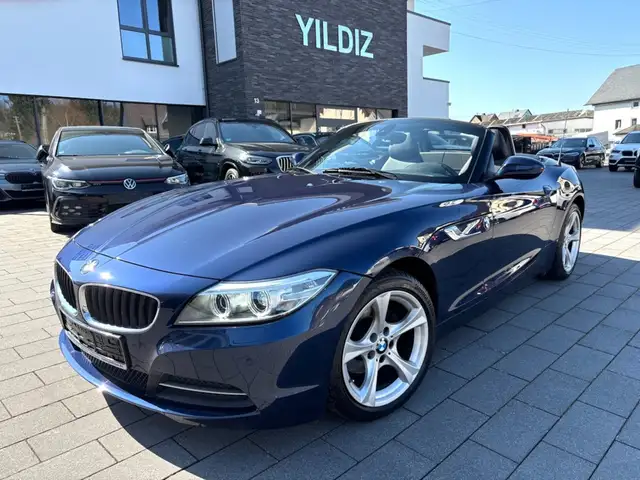 BMW Z4 18i sDrive *1.HAND *SCHECKHEFT *DEUTSCH