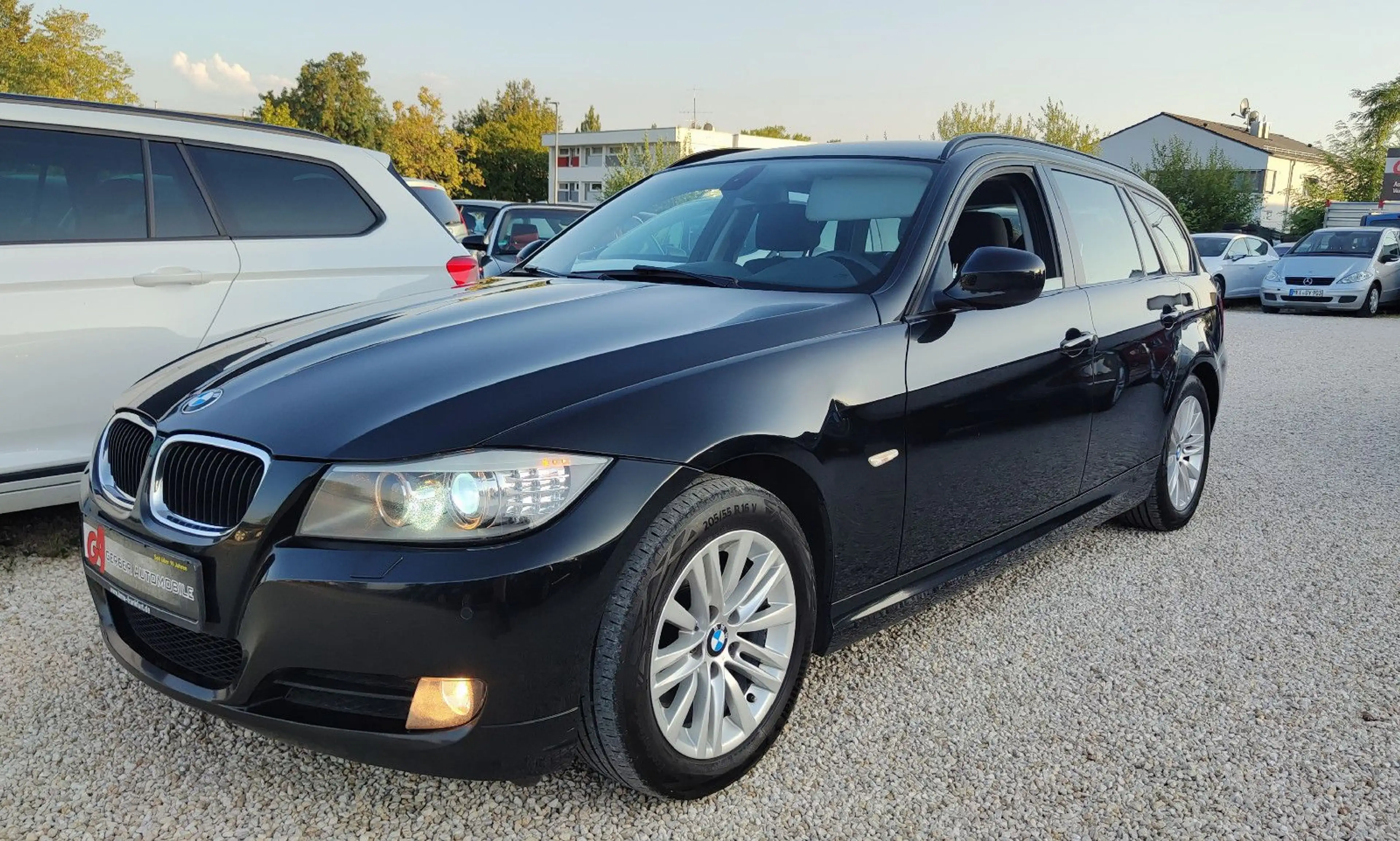 BMW 318 d Touring Xenon* Navi* 2.Hand* 4.200€ Netto!
