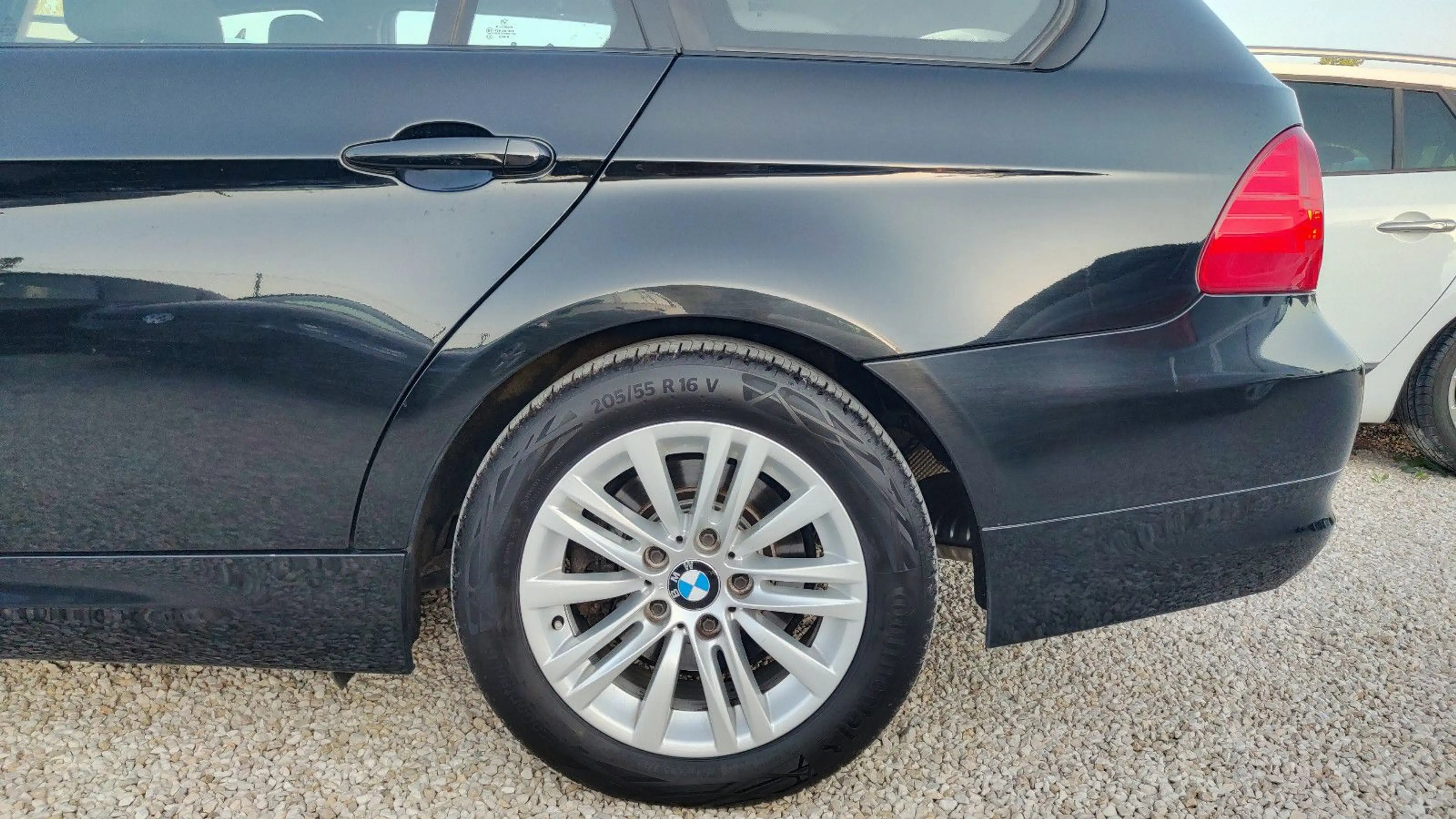 BMW 318 d Touring Xenon* Navi* 2.Hand* 4.200€ Netto! — photo 7
