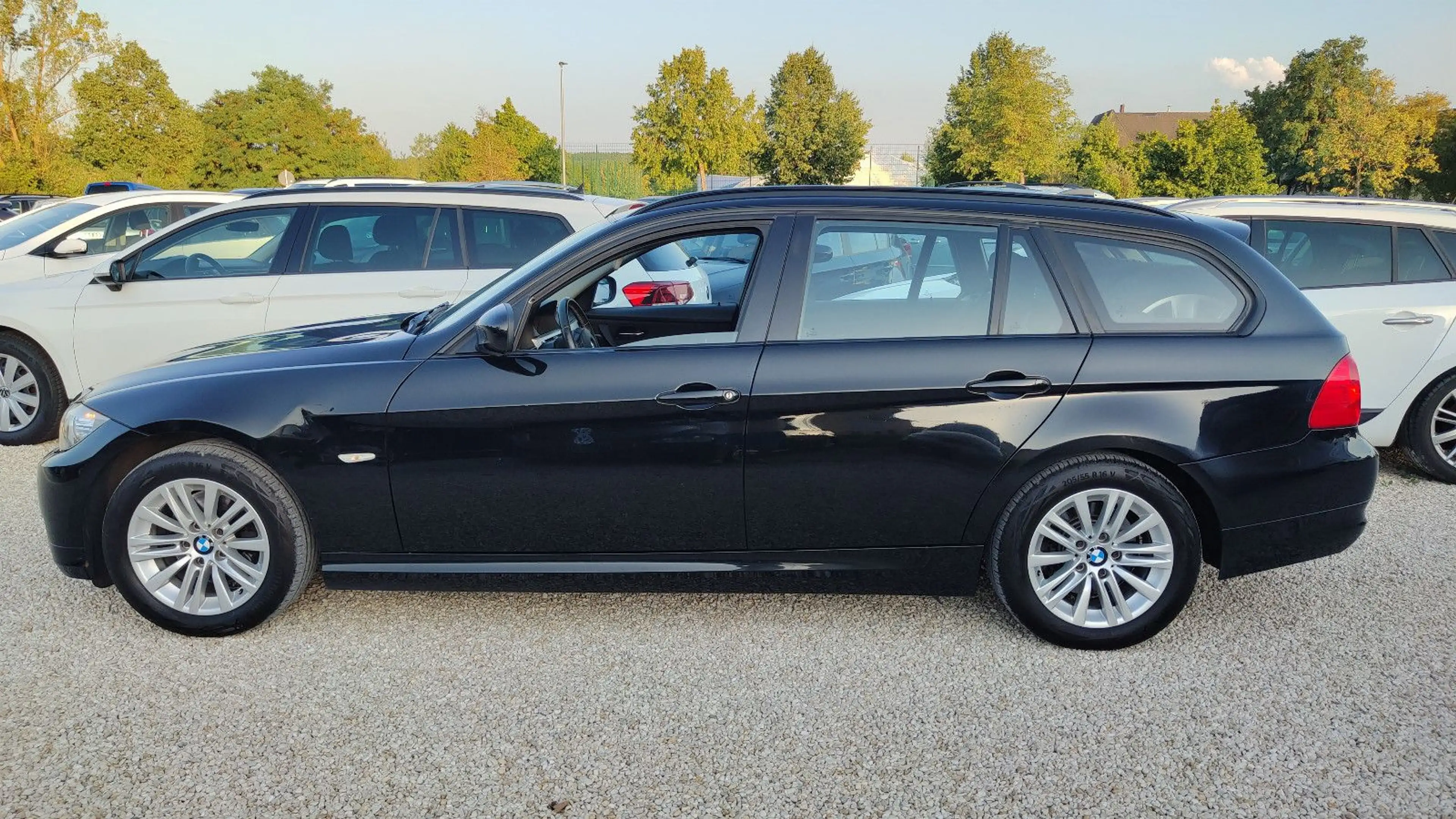 BMW 318 d Touring Xenon* Navi* 2.Hand* 4.200€ Netto! — photo 4