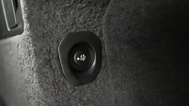 BMW X6 xDrive30d Ansicht 12