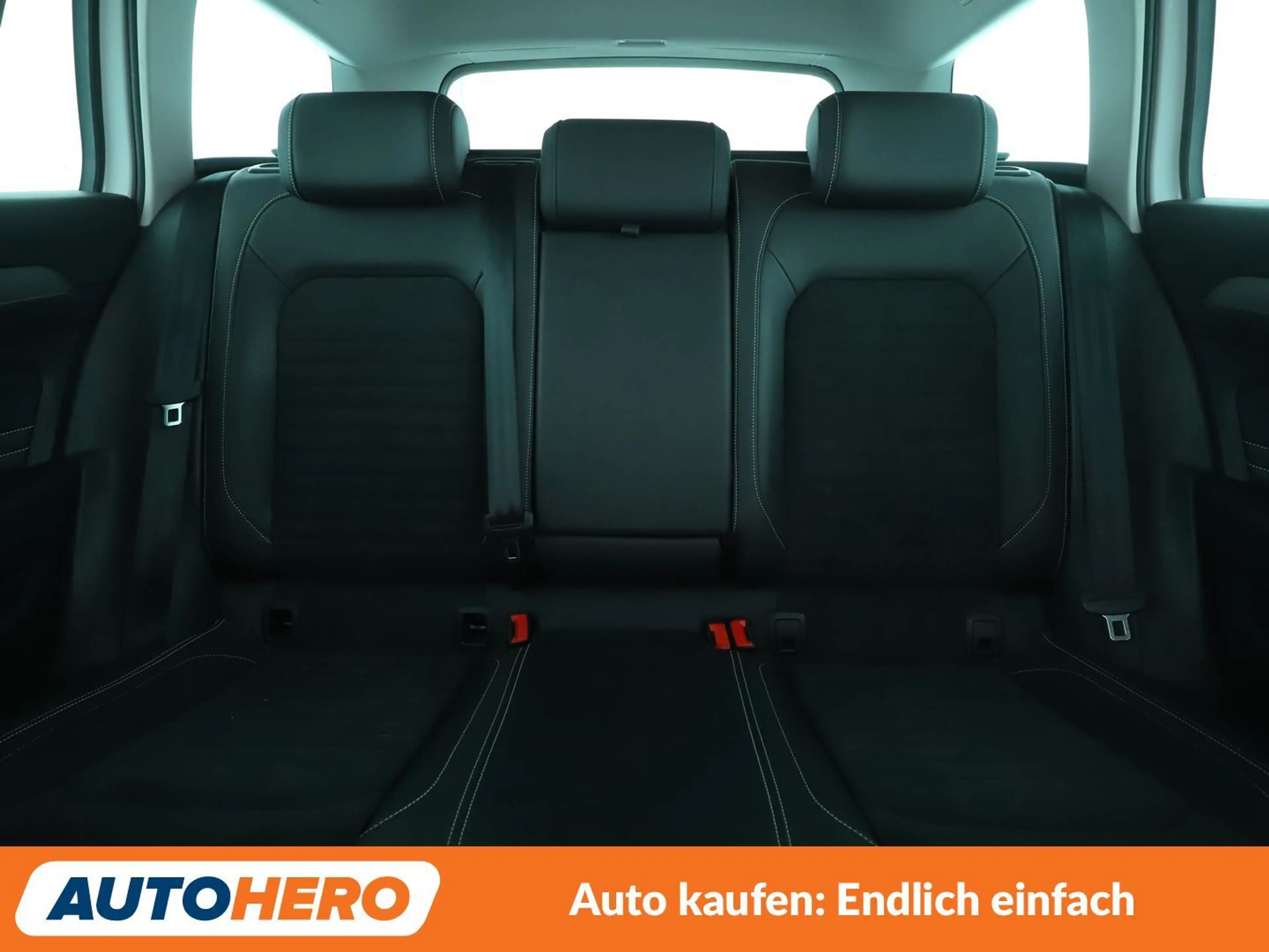 Volkswagen Passat 2.0 TDI Elegance Aut.*NAVI*MATRIX*ACC*PDC*SHZ*ALU* — photo 15