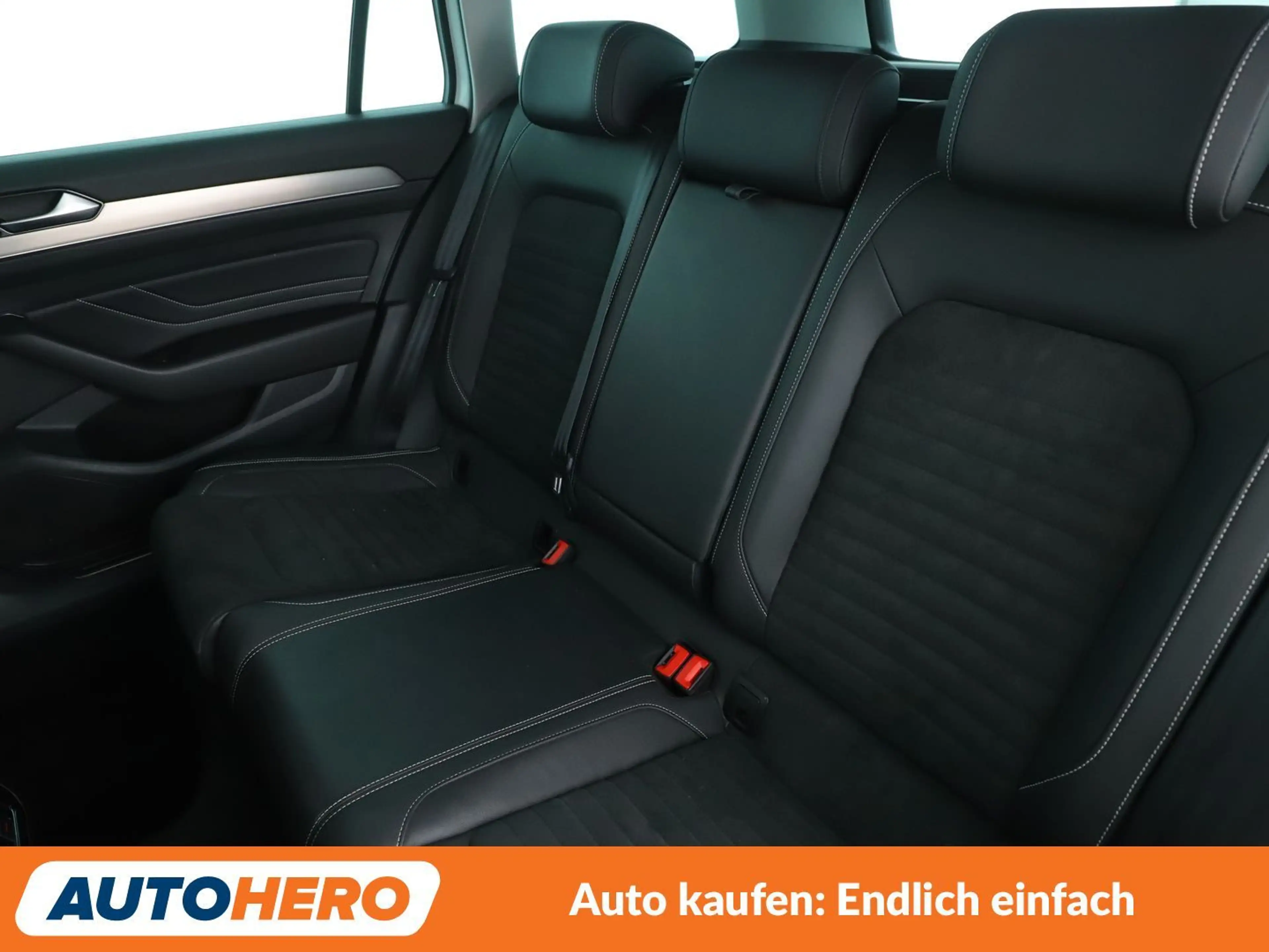Volkswagen Passat 2.0 TDI Elegance Aut.*NAVI*MATRIX*ACC*PDC*SHZ*ALU* — photo 14
