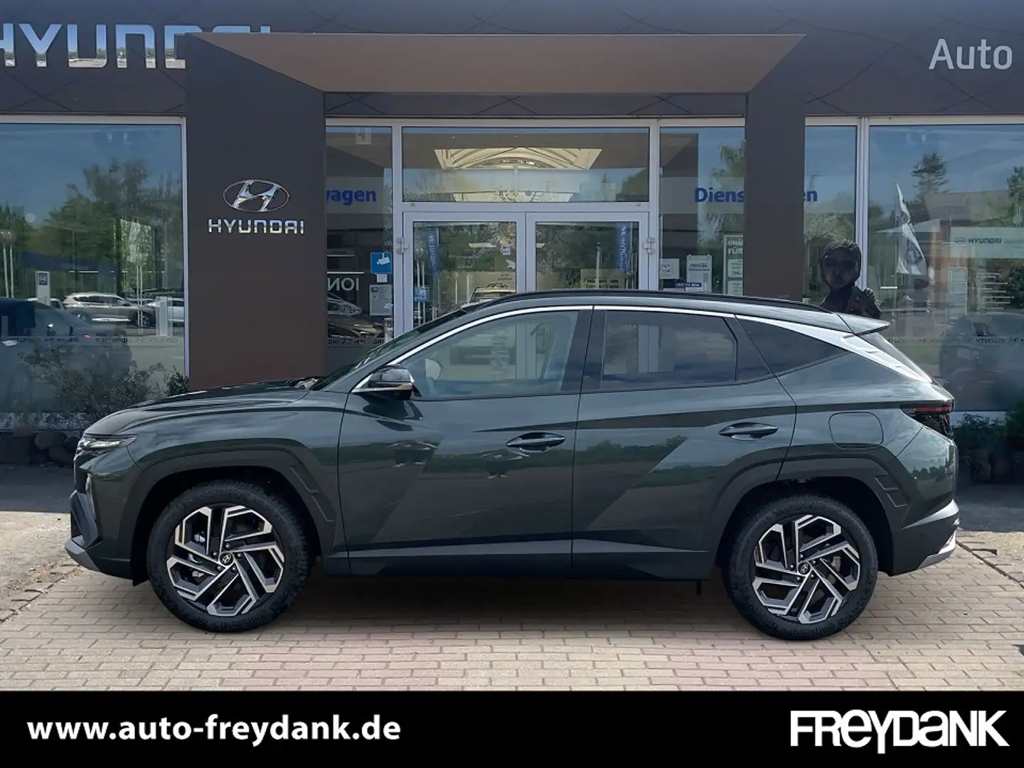Hyundai TUCSON FL (MY25) 1.6 T-GDI (160 PS) 48V 7-DCT 2WD PRIME A Grün - 2