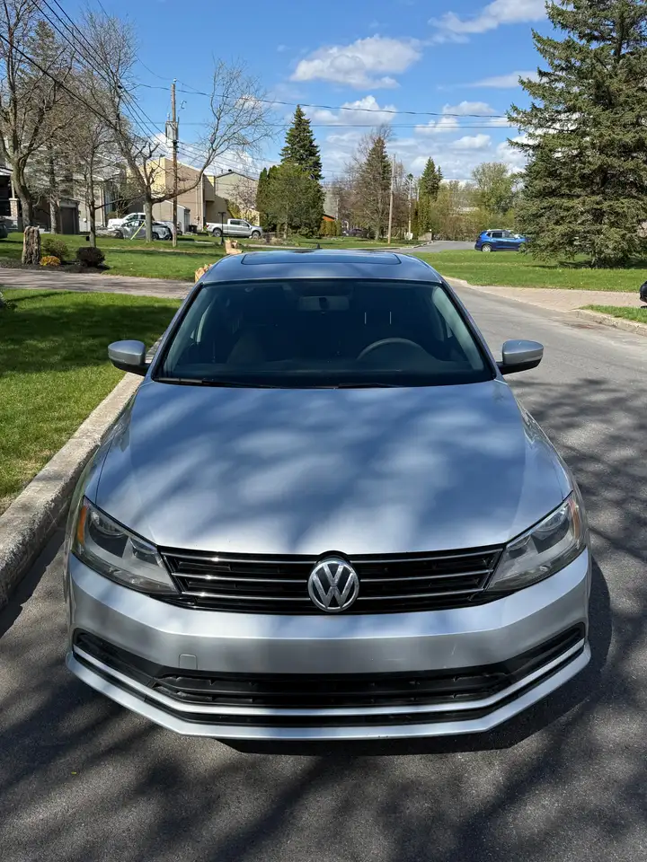 Volkswagen Jetta снимка Volkswagen Jetta