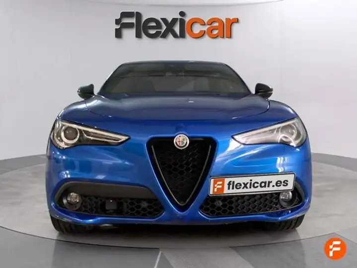Alfa Romeo Stelvio 2022, foto 2