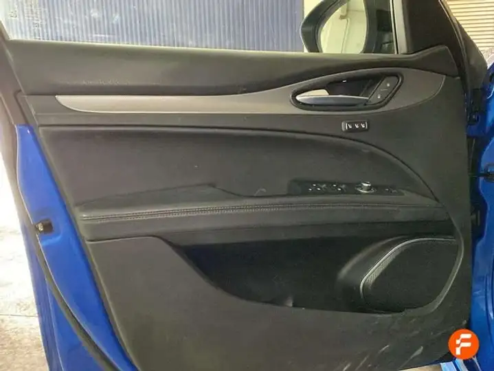 Alfa Romeo Stelvio 2022, foto 28