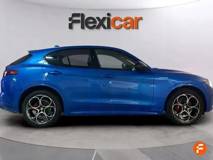 Alfa Romeo Stelvio 2022, foto 4