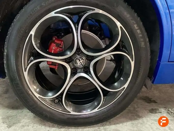 Alfa Romeo Stelvio 2022, foto 30