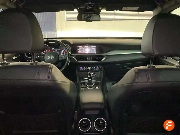 Alfa Romeo Stelvio 2022, foto 26
