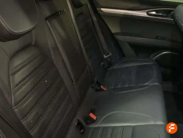 Alfa Romeo Stelvio 2022, foto 25