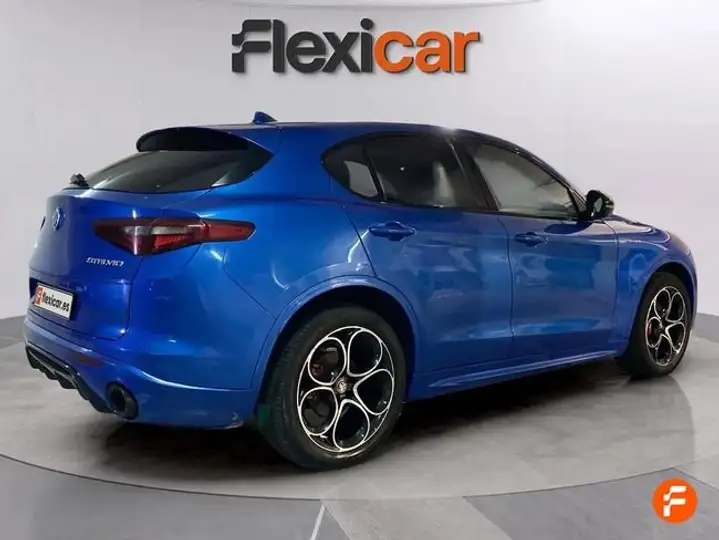 Alfa Romeo Stelvio 2022, foto 8