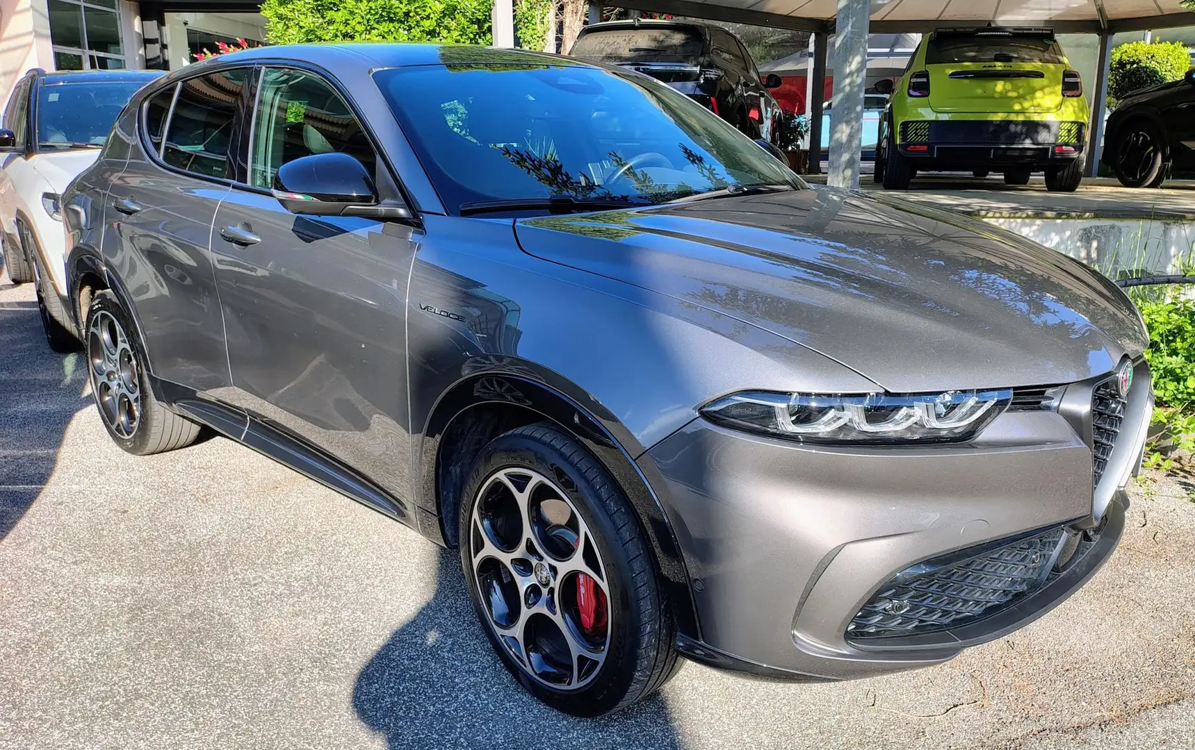 Alfa Romeo Tonale 1.3 280CV PHEV AT6 Veloce Grigio - 1