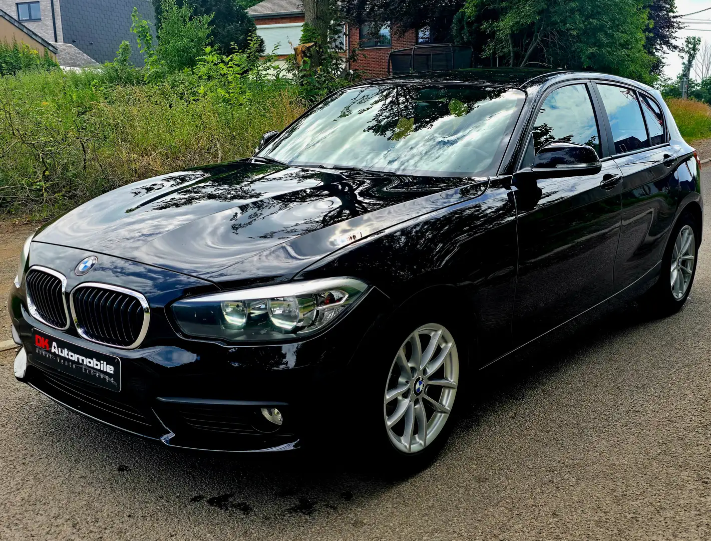 BMW 116 d * AIRCO * NAVI * CARNET * EURO6 * GARANTIE * Noir - 1