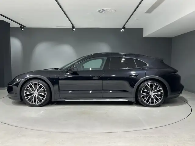 Porsche Taycan view 2