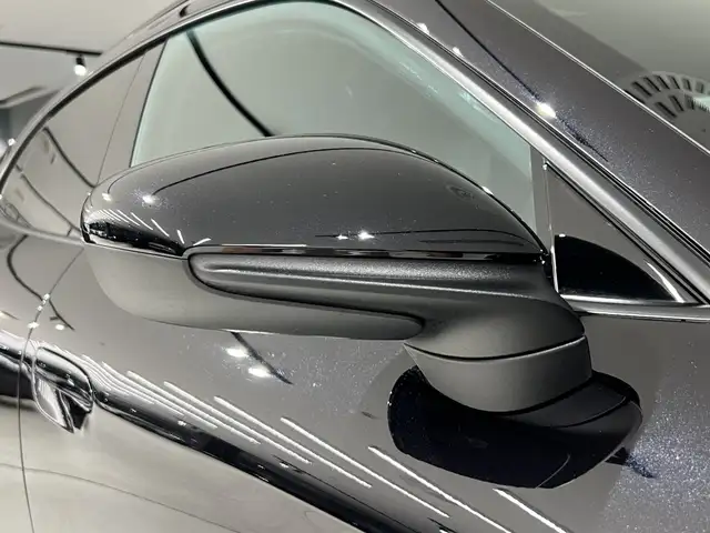 Porsche Taycan view 18
