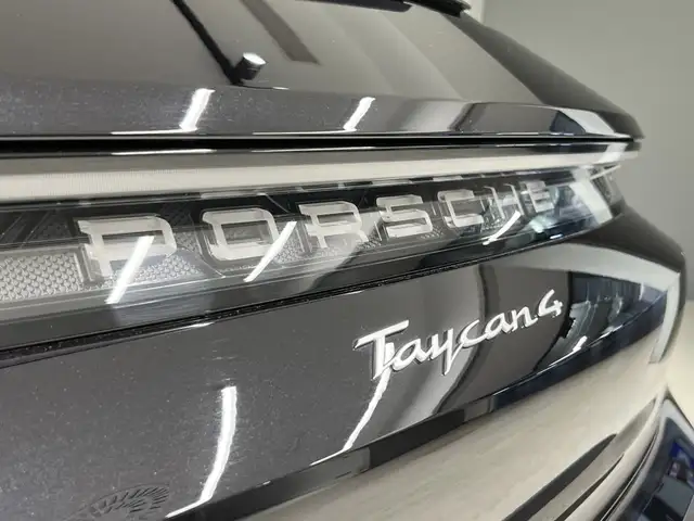 Porsche Taycan view 16