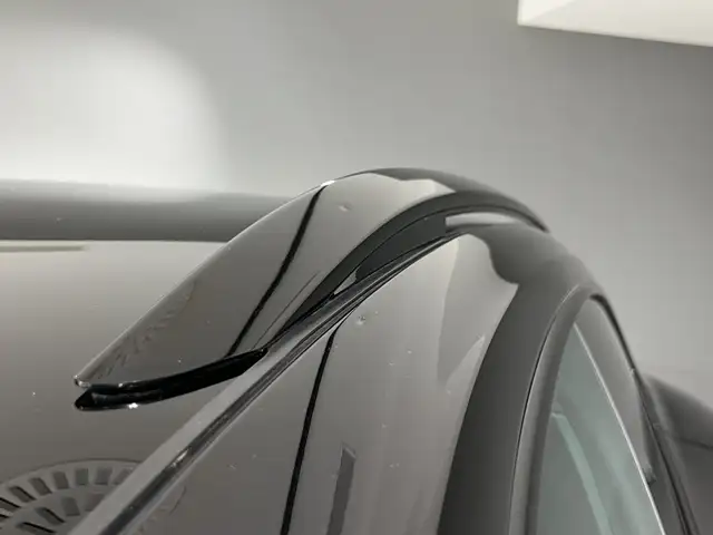 Porsche Taycan view 15