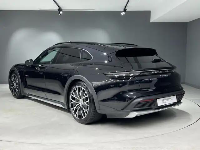 Porsche Taycan view 3
