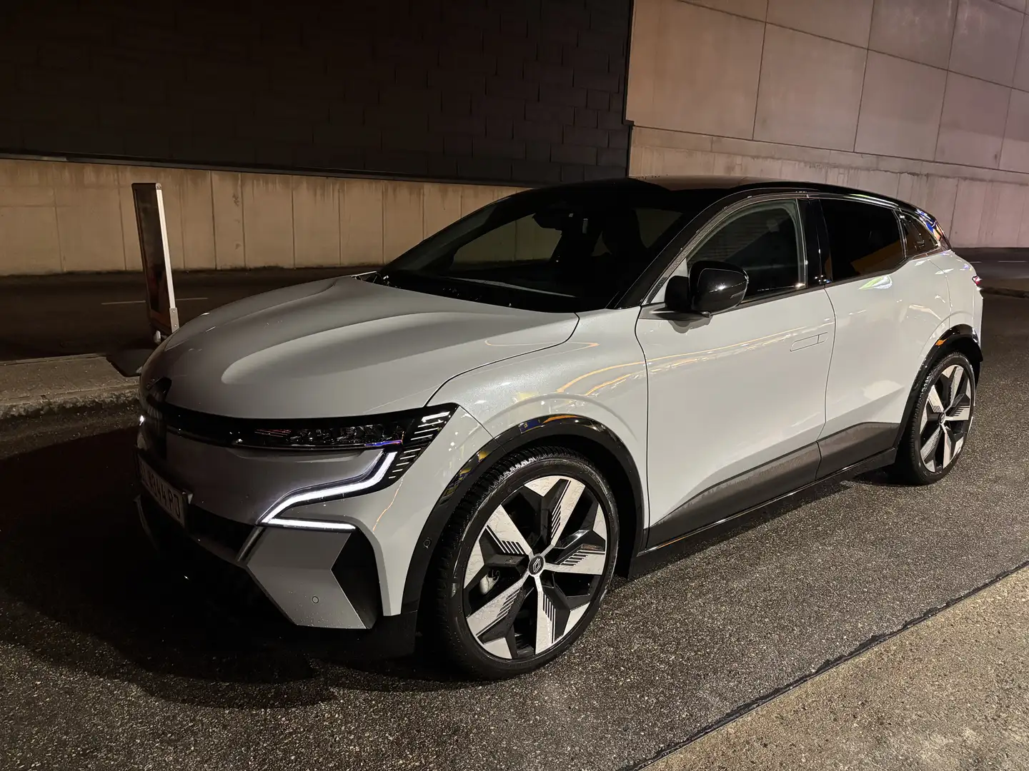 Renault Megane E-Tech Mégane Techno EV60 220hp 60kWh optimum charge - 1