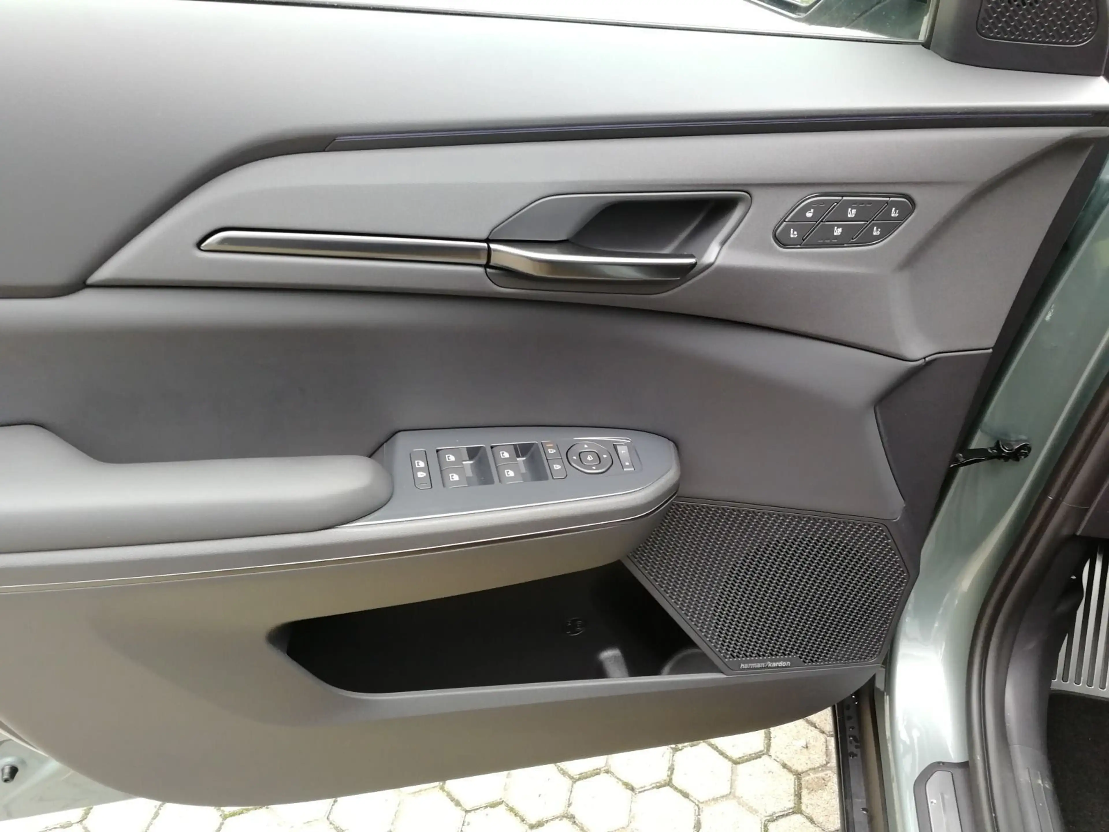 Kia EV5 GT AWD STD 306PS WÄRME HdUp LEDER 360 MASSAG — photo 9
