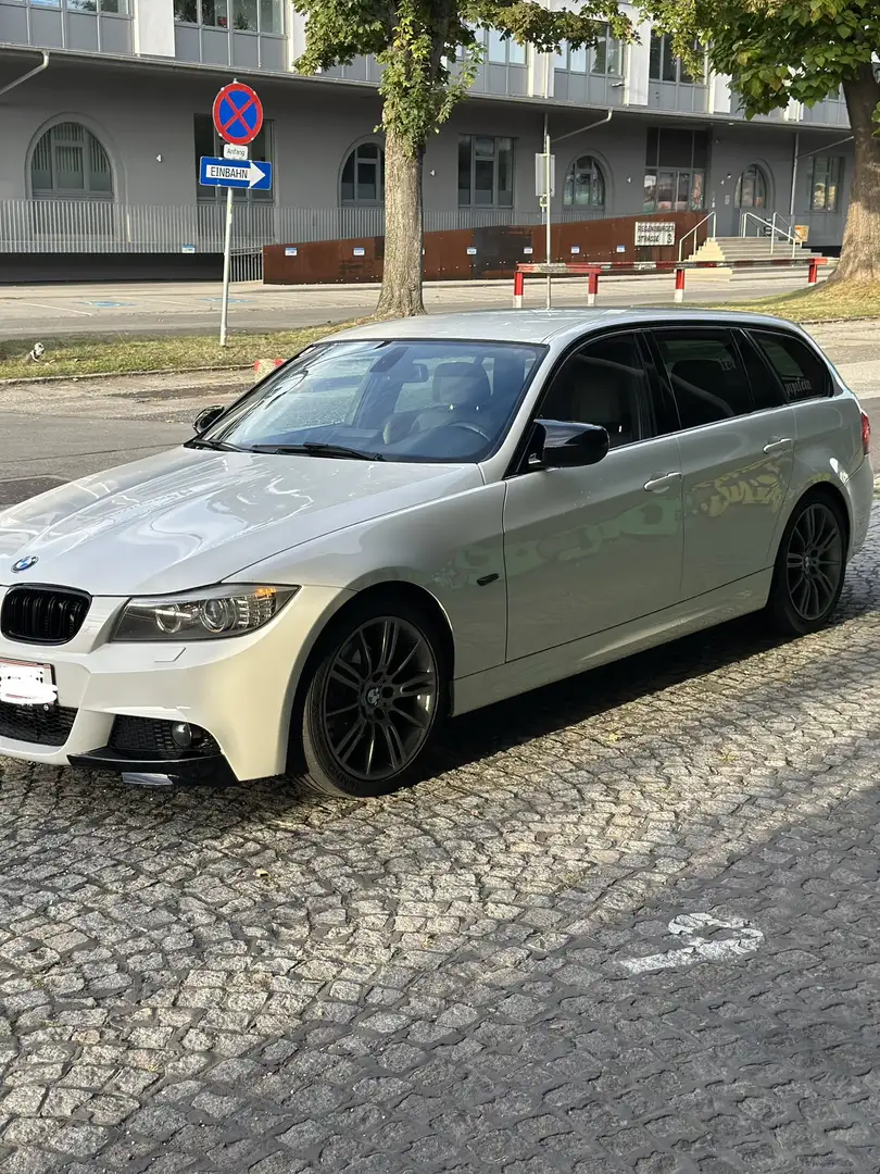 BMW 318 318d Touring Advantage Österreich-Paket - 2