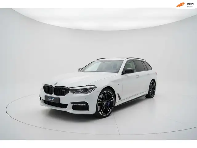 BMW 540 5-serie Touring 540i xDrive High Executive M SPORT