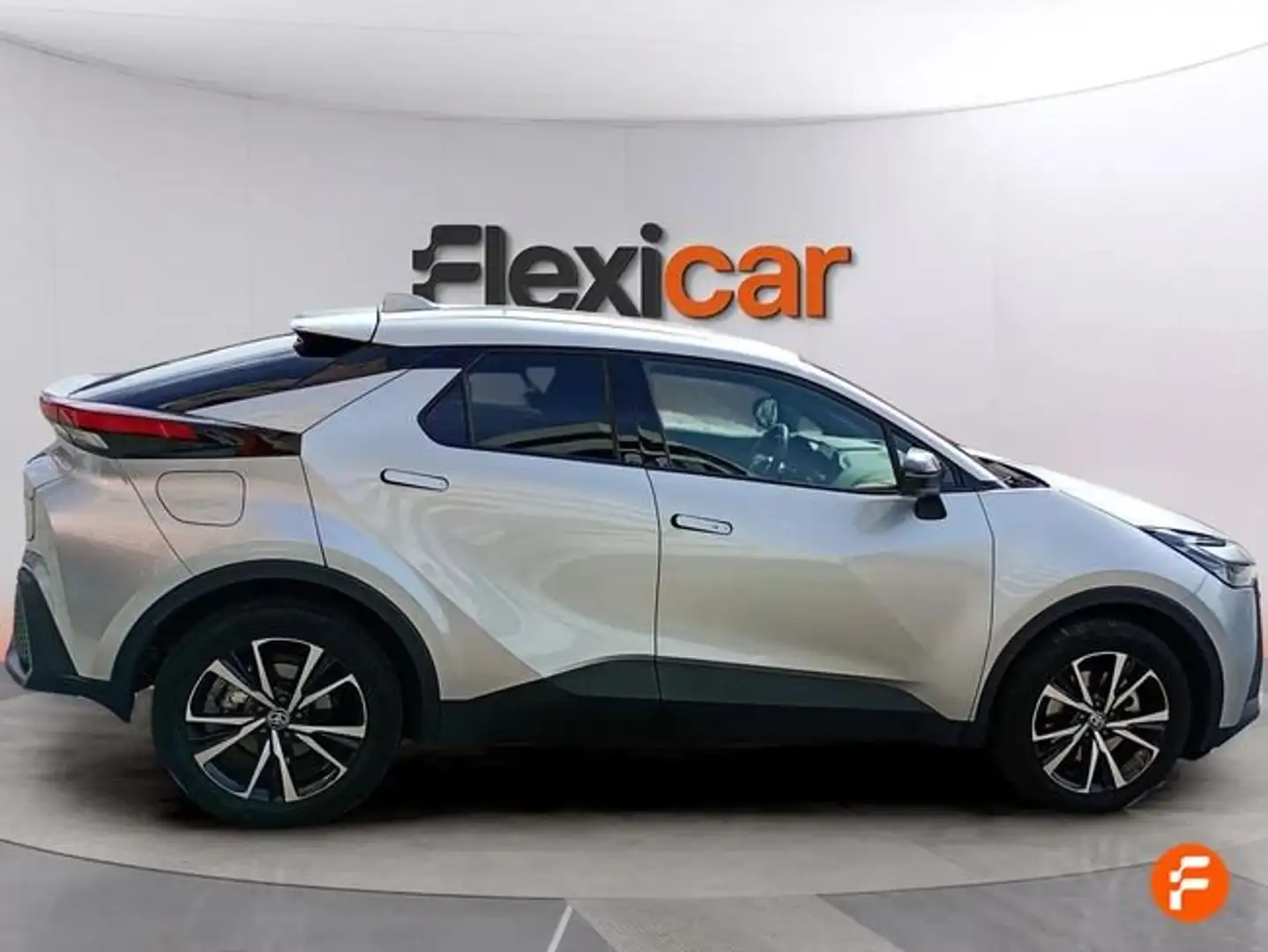 Toyota C-HR 220PH Advance Gris - 2