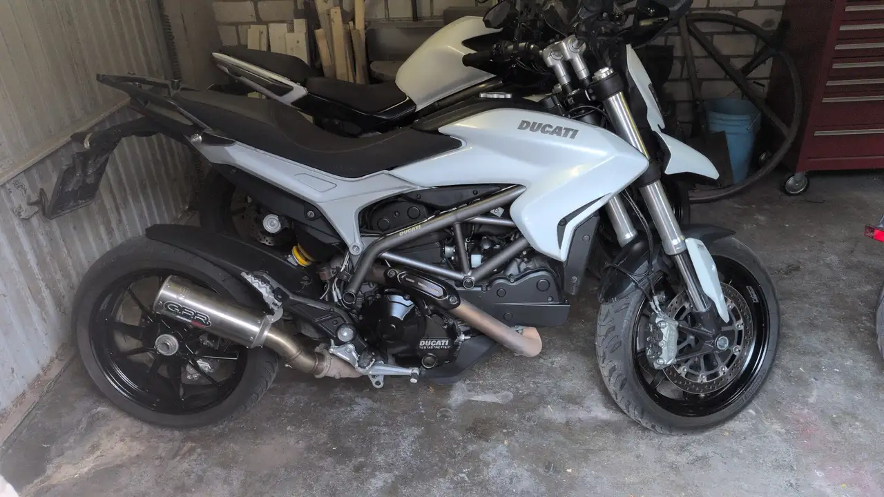 Ducati Hyperstrada