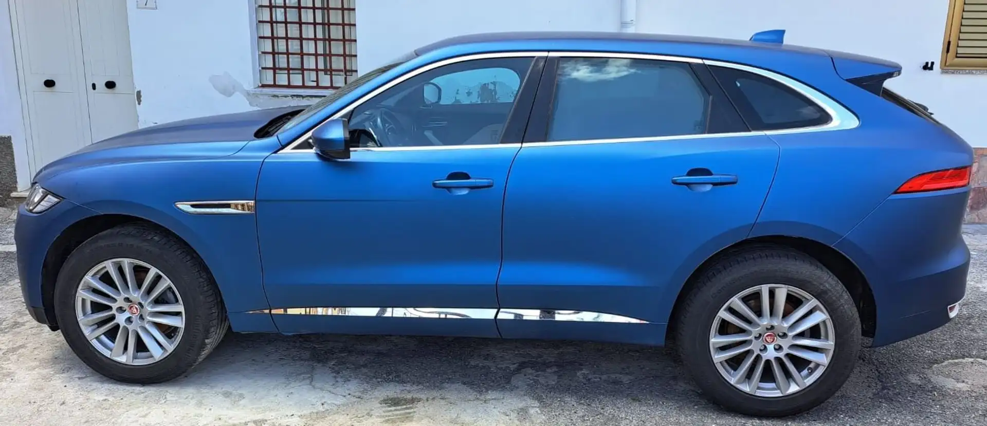 Jaguar F-Pace F-Pace 2.0d i4 Prestige awd 240cv auto my19 Blu/Azzurro - 2