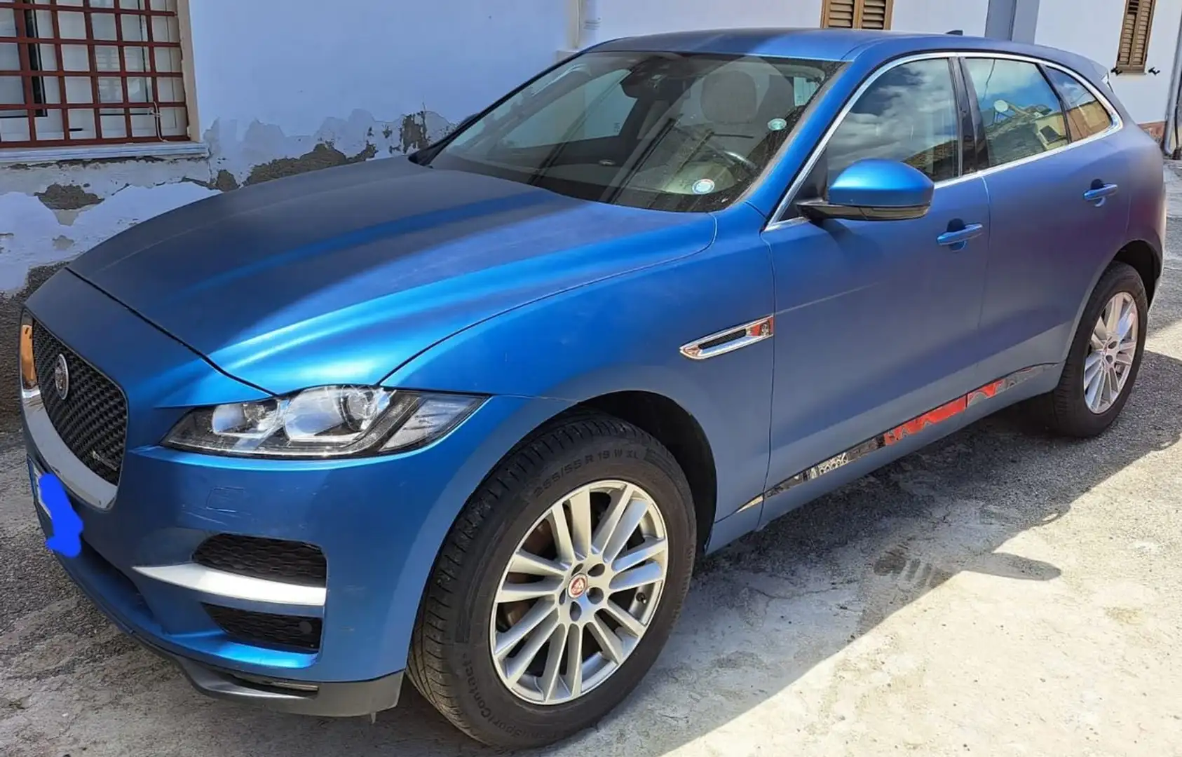 Jaguar F-Pace F-Pace 2.0d i4 Prestige awd 240cv auto my19 Blu/Azzurro - 1