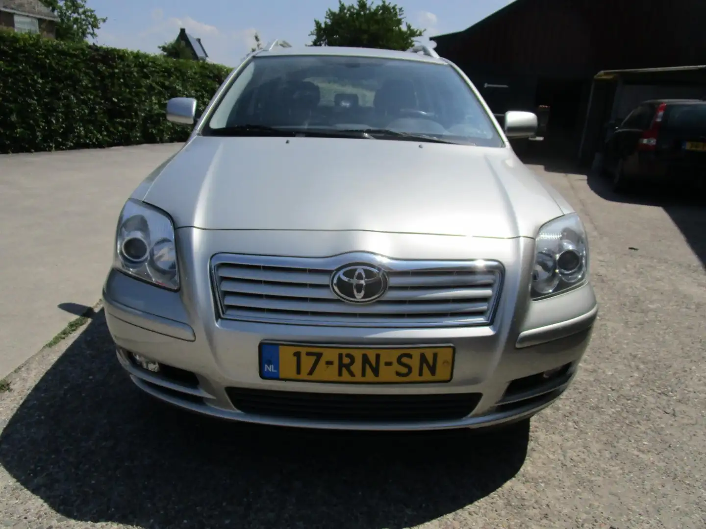 Toyota Avensis Wagon 2.0 VVTi Linea Luna clima,lm nieuwstaat Gris - 2