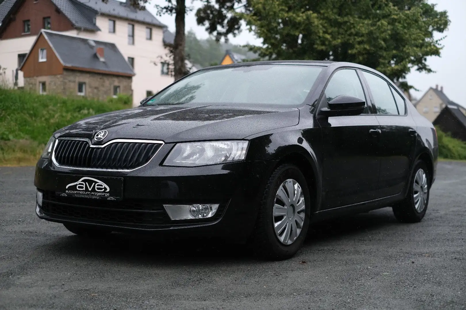 Skoda Octavia 1.2 TSI Ambition 1.Hand scheckheft WiRä Schwarz - 1