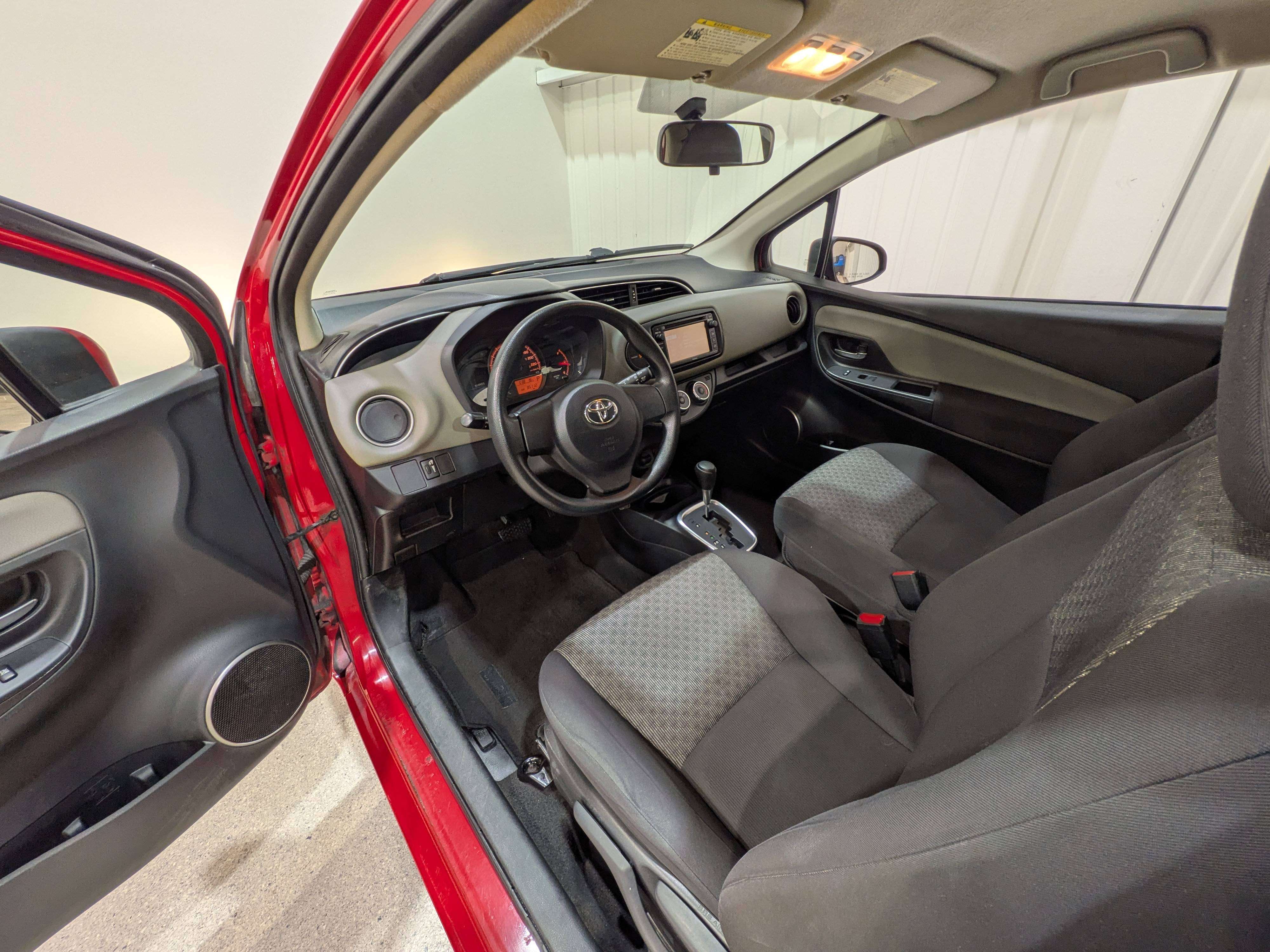 Toyota Yaris 2015