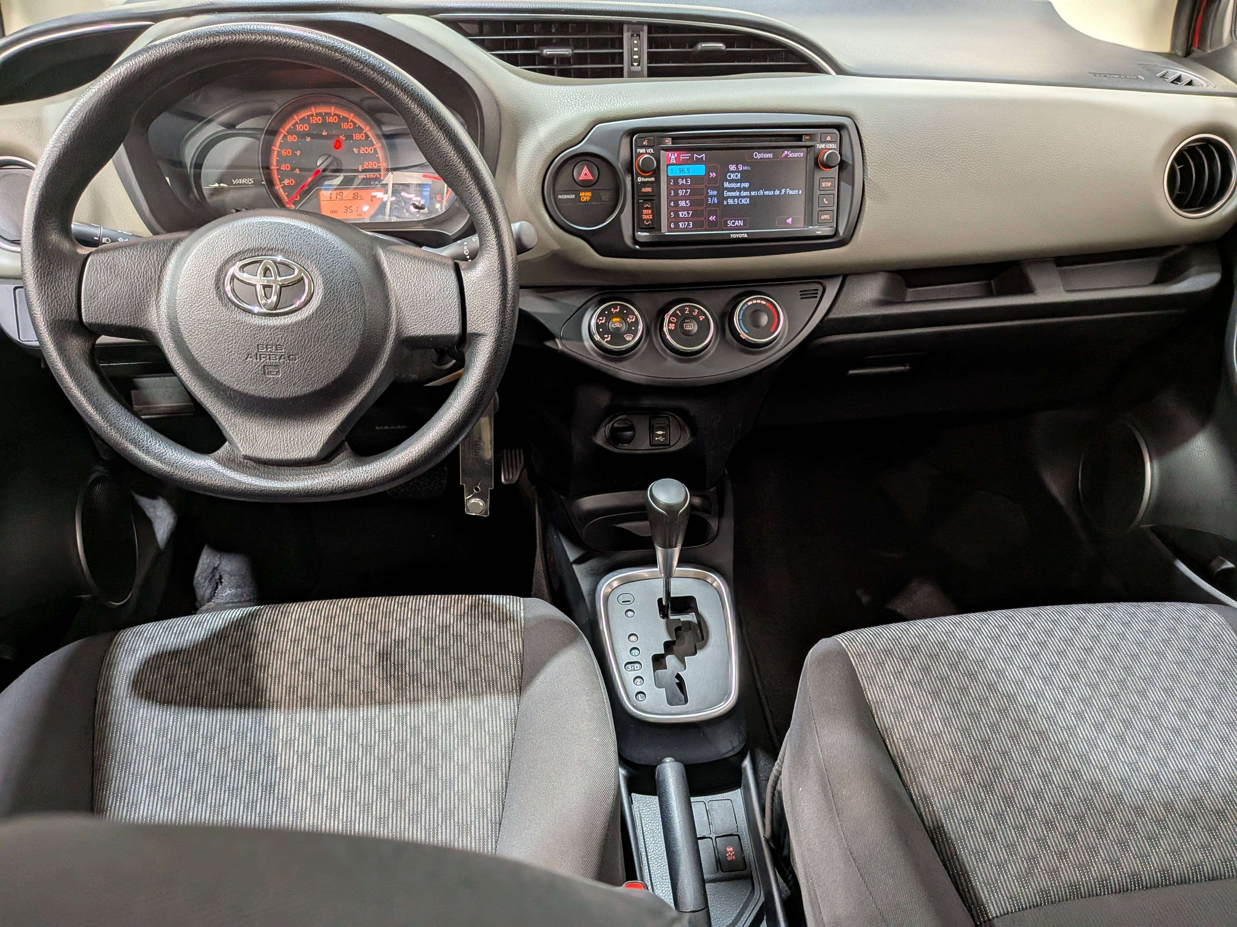 Toyota Yaris 2015