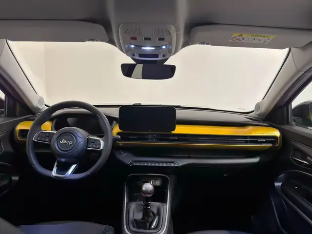 Jeep Avenger view 4