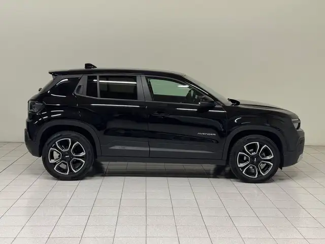 Jeep Avenger view 6
