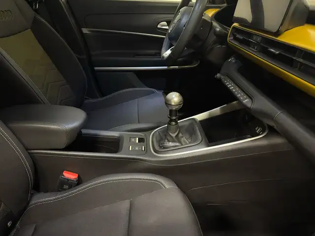 Jeep Avenger view 13
