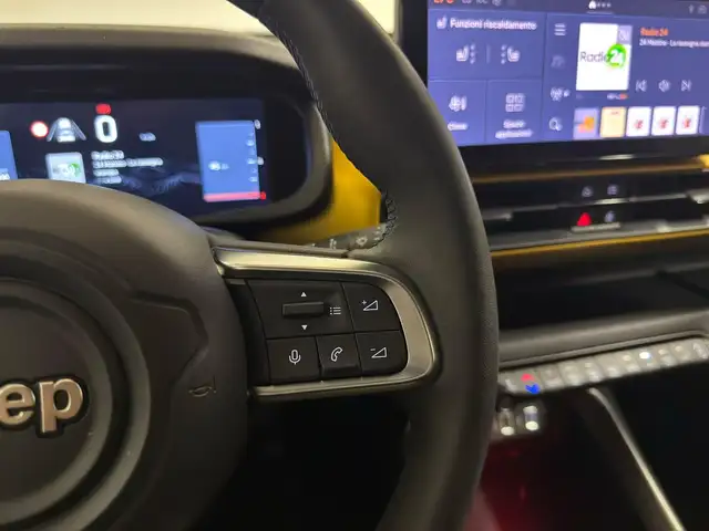 Jeep Avenger view 18