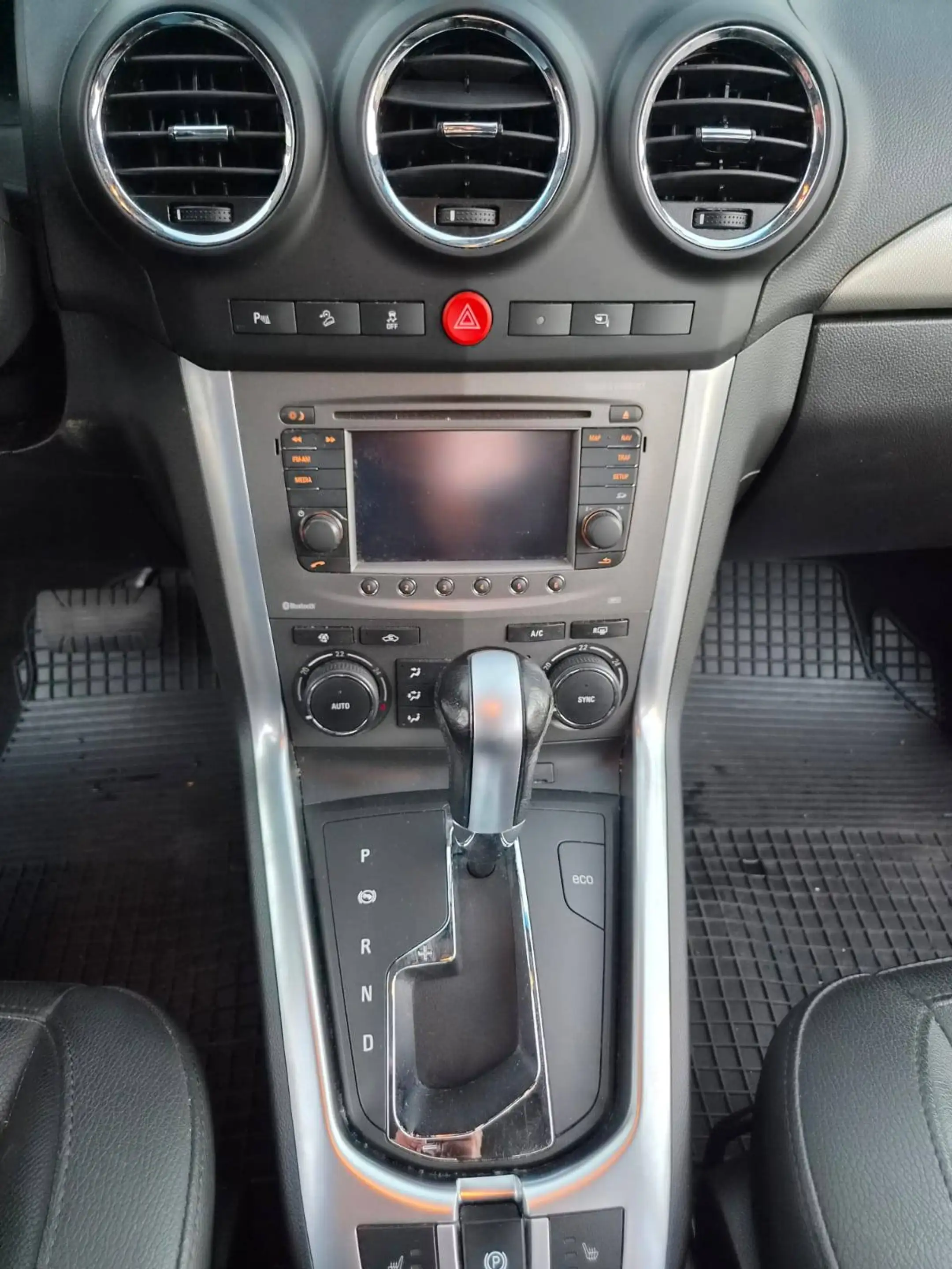 Opel Antara Cosmo 4x4 — photo 11