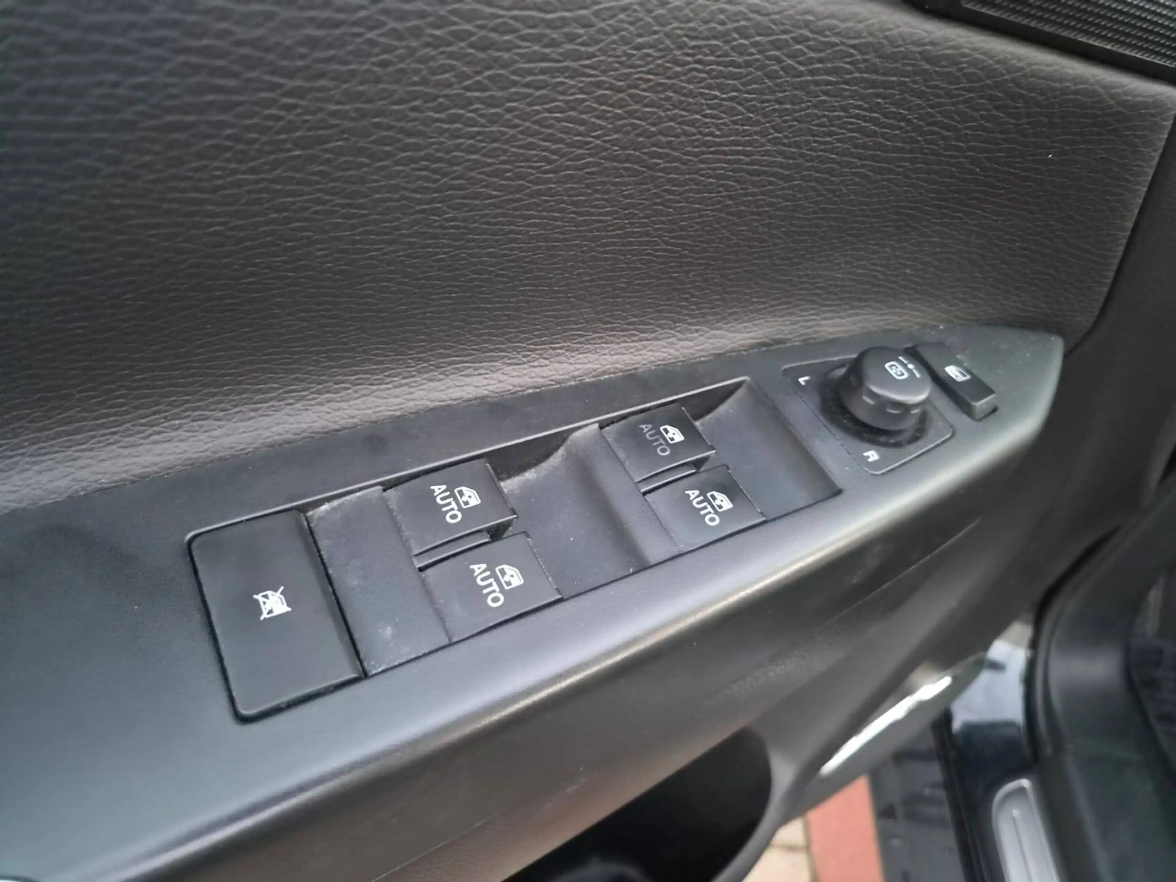 Opel Antara Cosmo 4x4 — photo 13