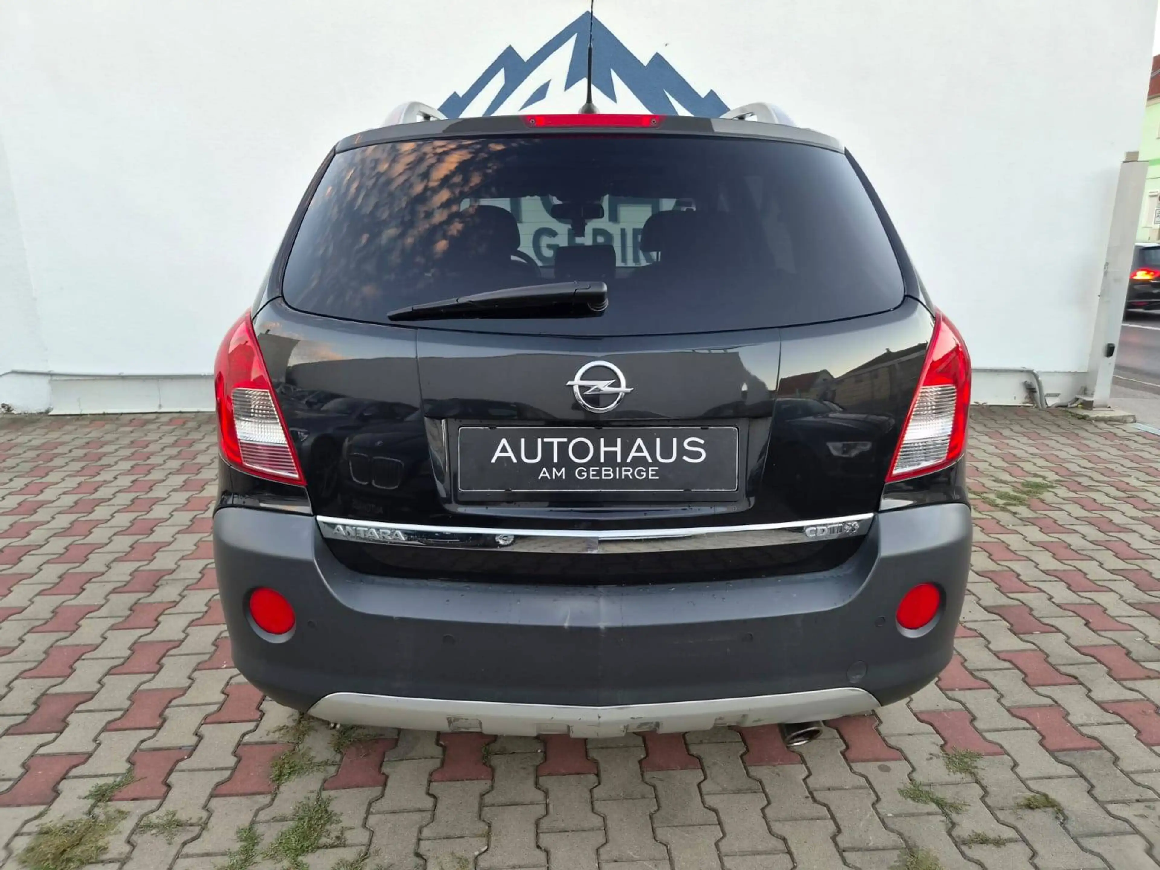 Opel Antara Cosmo 4x4 — photo 4