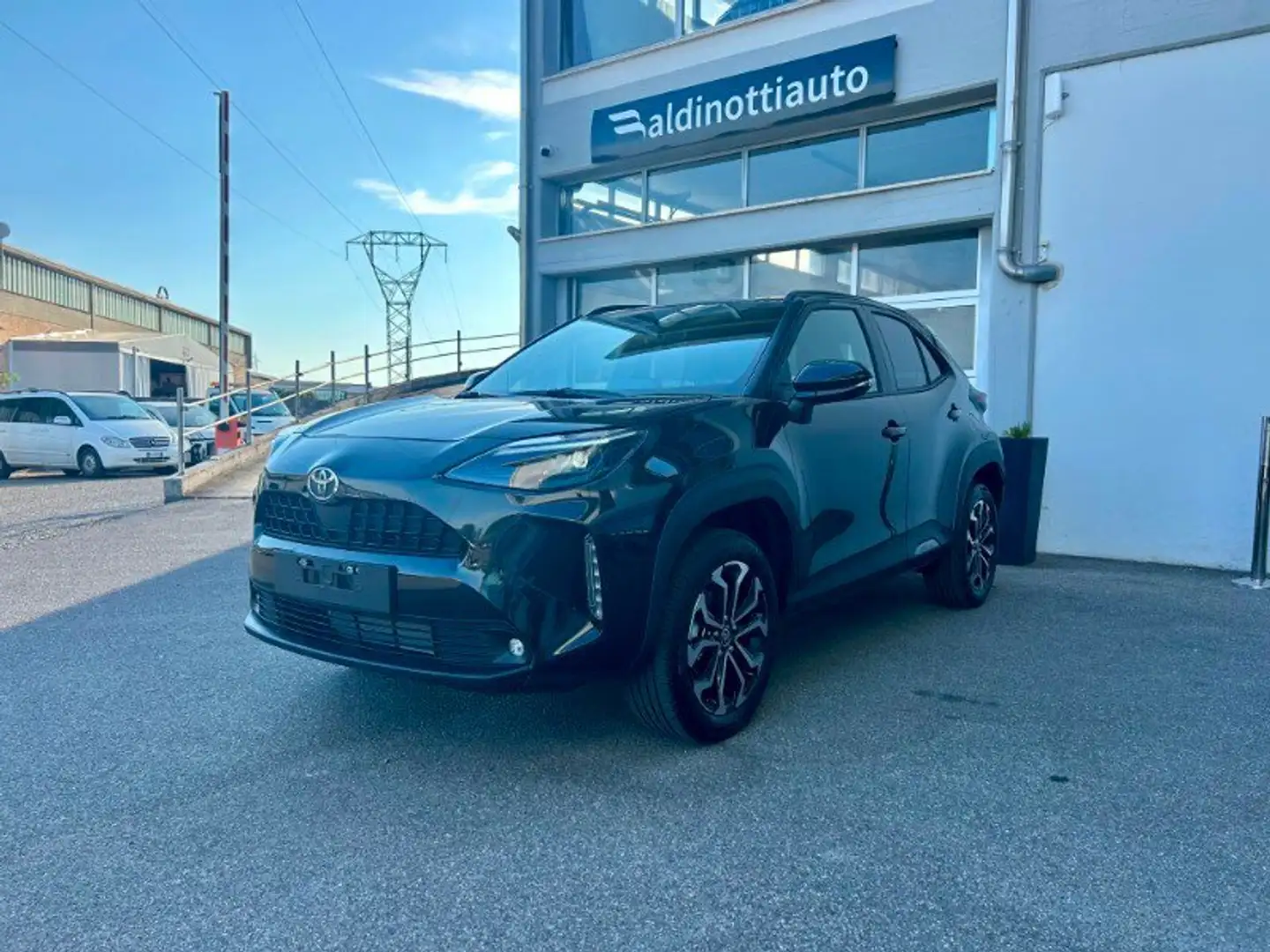 Toyota Yaris Cross Yaris Cross 1.5 Hybrid 130 CV 5p. E-CVT Trend Nero - 1