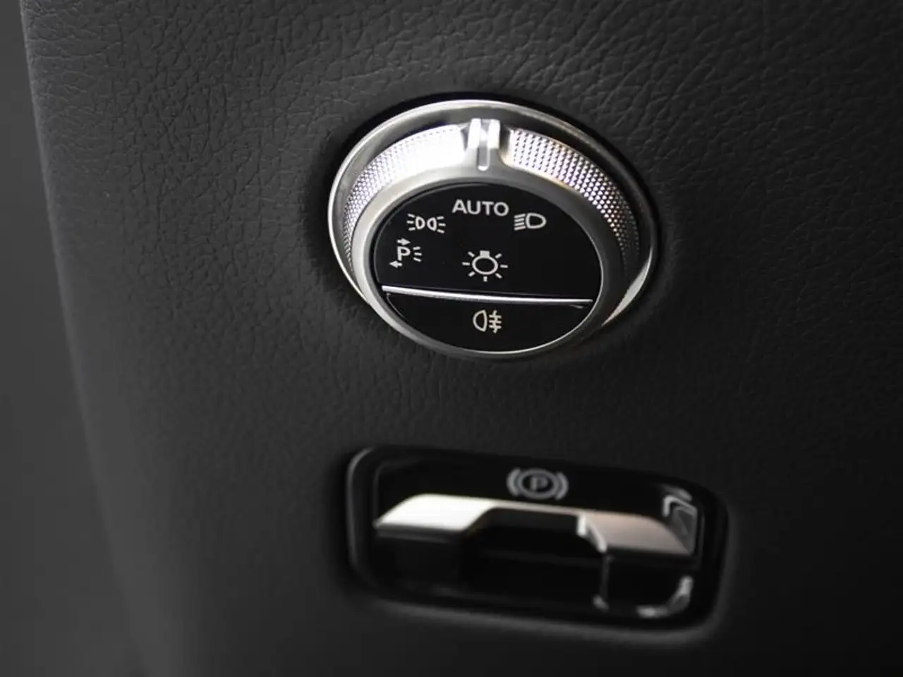 Mercedes-Benz GLC fotografie Mercedes-Benz GLC