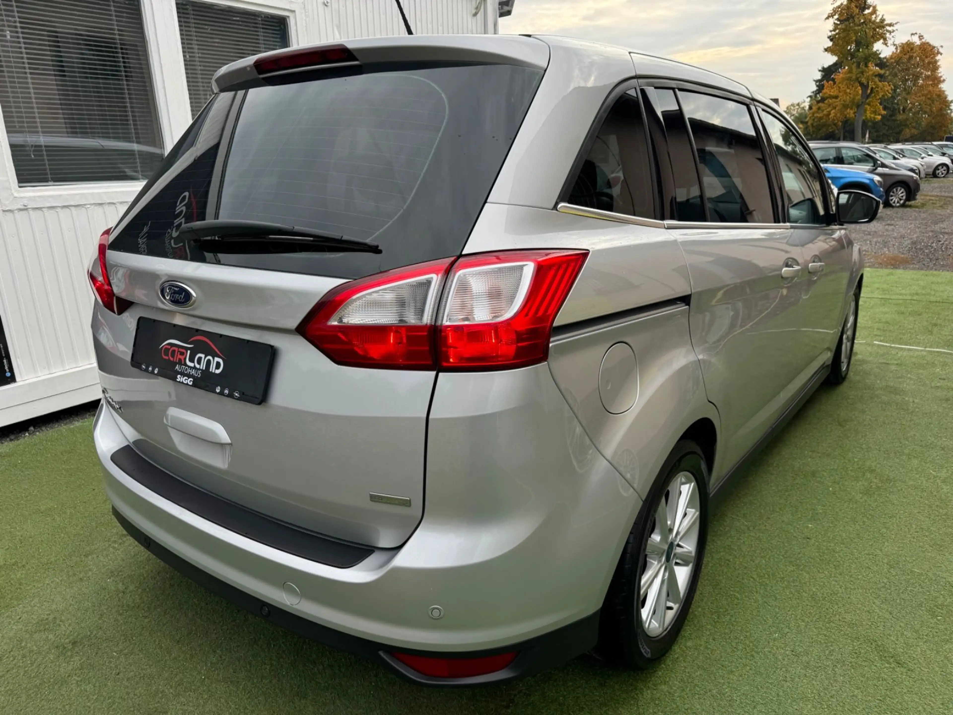 Ford Grand C-Max Grand C-MAX Titanium -7Sitze-99tkm! — photo 4