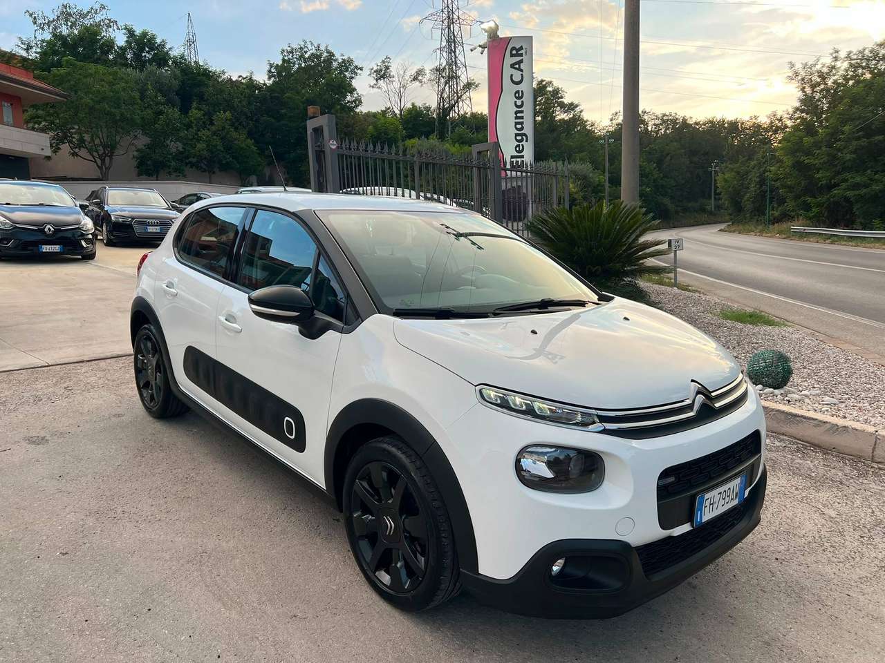 Citroen C3 PureTech 82 SHINE