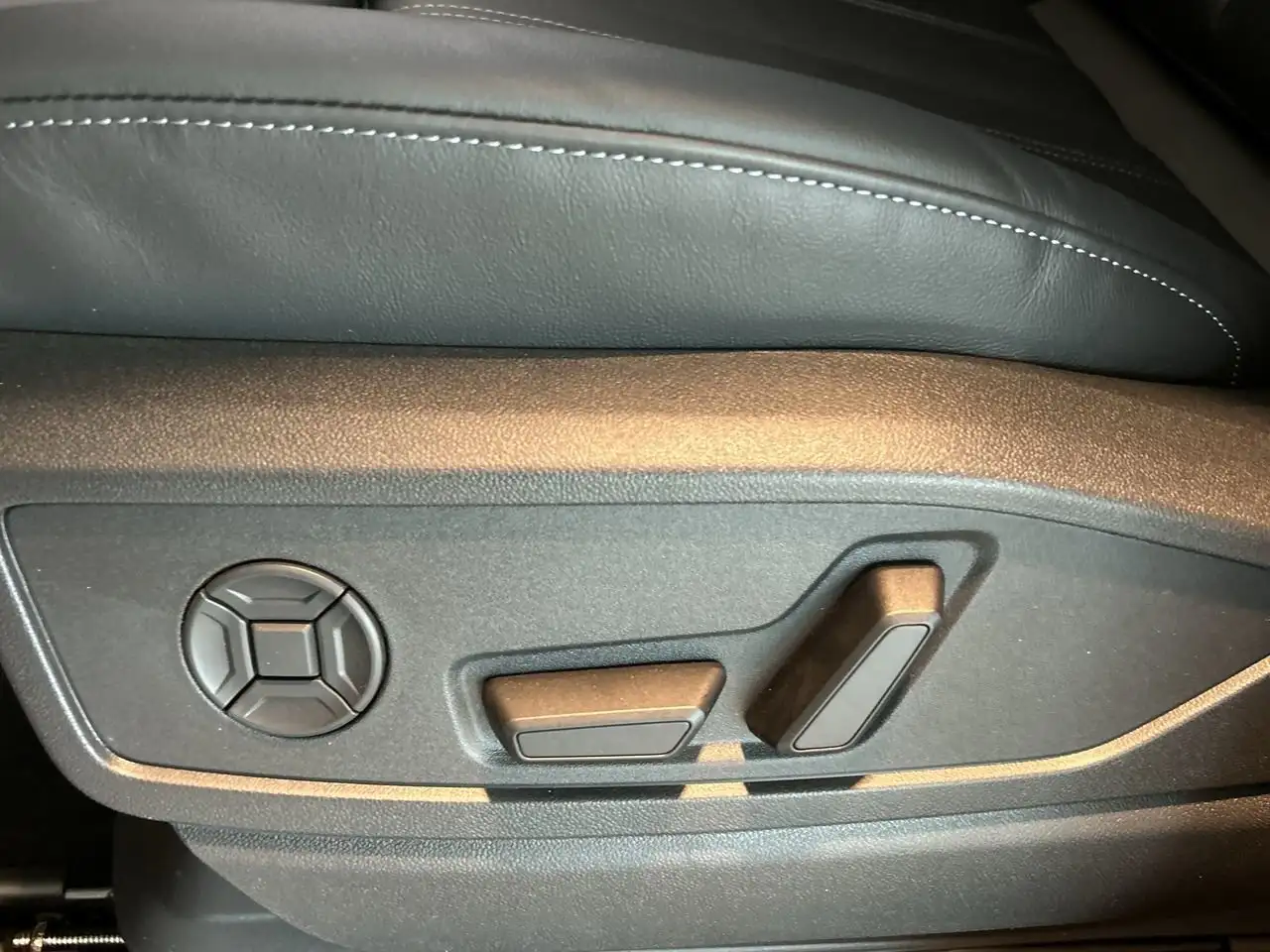 Audi Q5 снимка Audi Q5